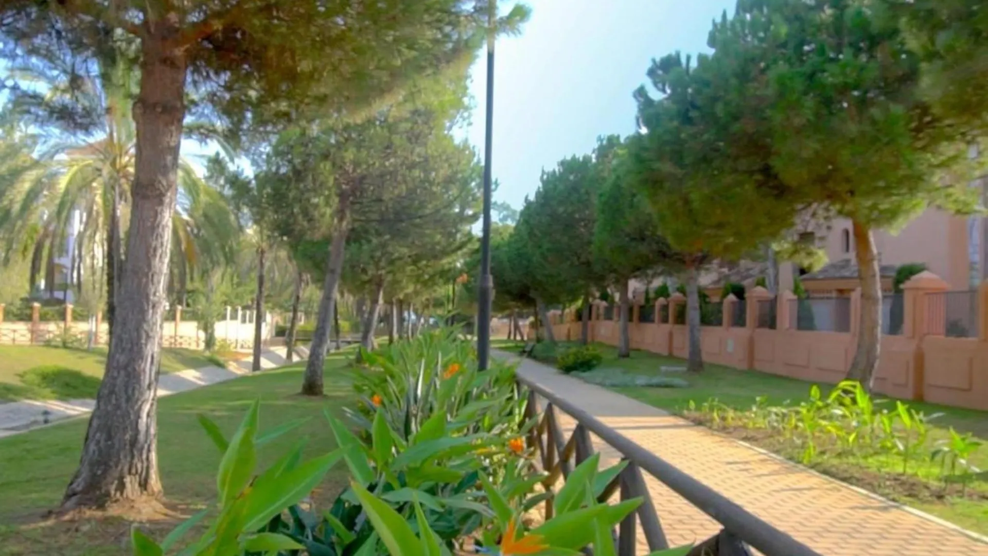 Hacienda Del Sol Beachside And Golf Apt Marbella Puerto Banus Estepona Apartment